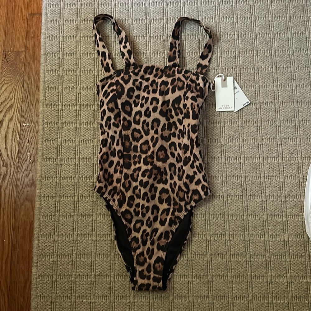 Leopard swimsuit